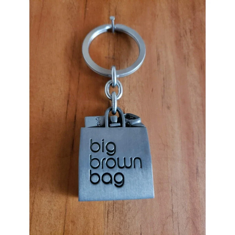 Vintage Bloomindale's Big Brown Bag Pewter KEY RING KEY-CHAIN HOLDER Bloomes NEW